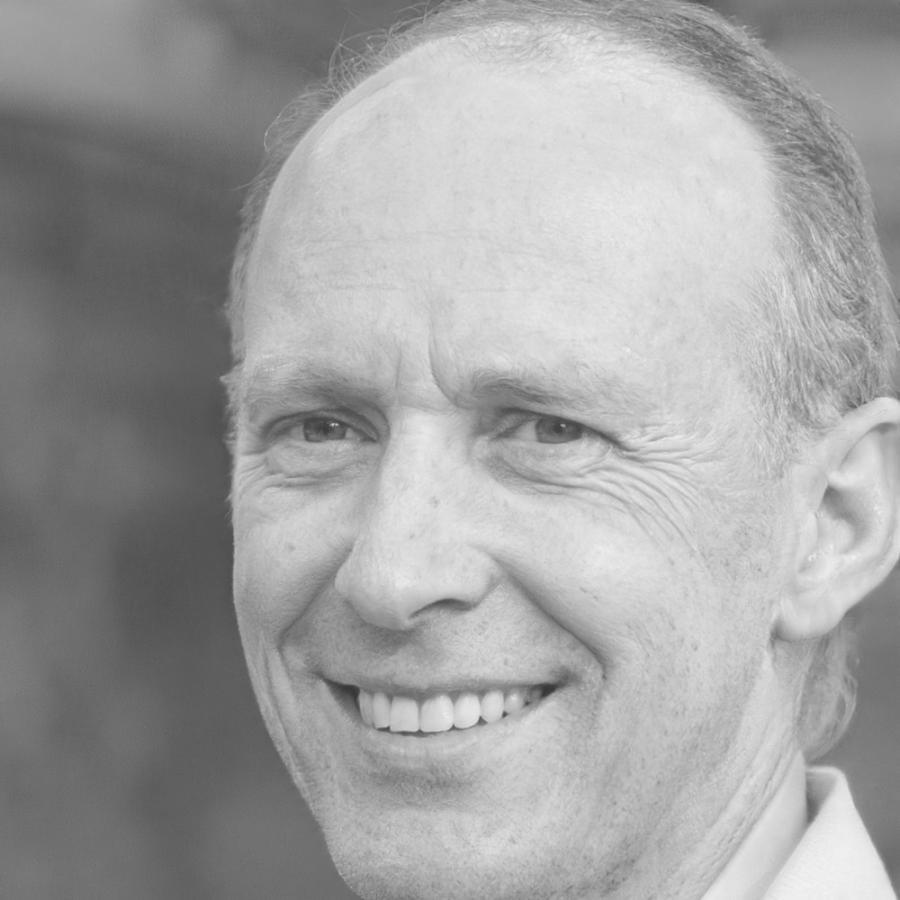 Darren Ashford, Lead Financial Training Instructor